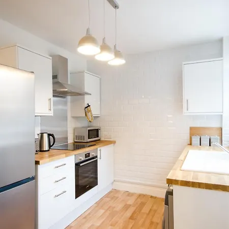 Host & - Beechville *